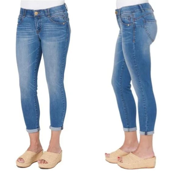 Democracy Jeans Absolution Booty Lift Stretch Denim Light Wash SZ 6 LIKE NEW! - Picture 1 of 16
